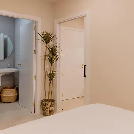 For You Rentals Retiro Comodo Apartamento En La Zona De Delicias Temporal Del2912 Madrid Exterior photo